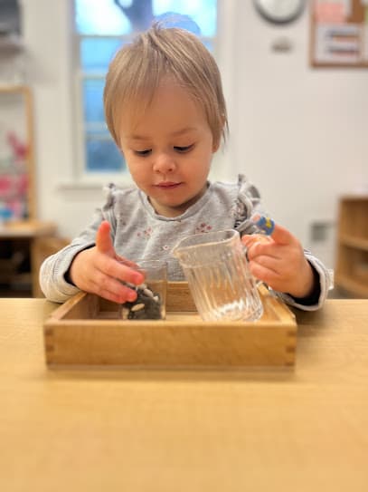 HUDSON COUNTRY MONTESSORI DAY CAMP